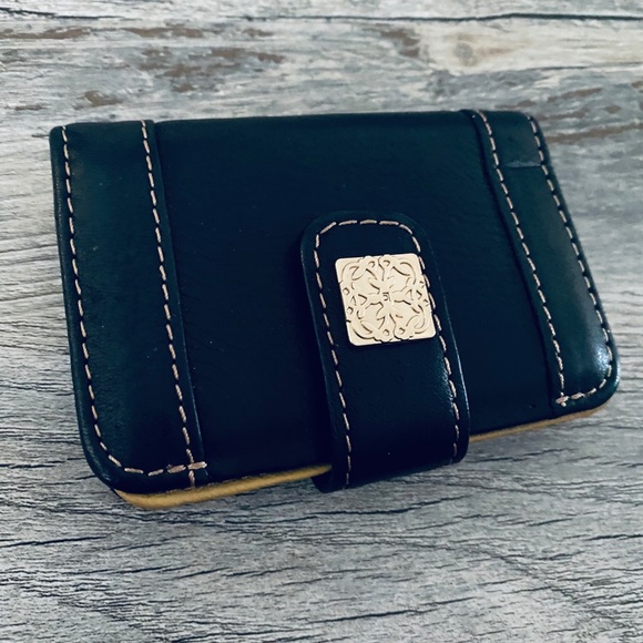 Liz Claiborne Leather Black Gold Wallet - Picture 3 of 11